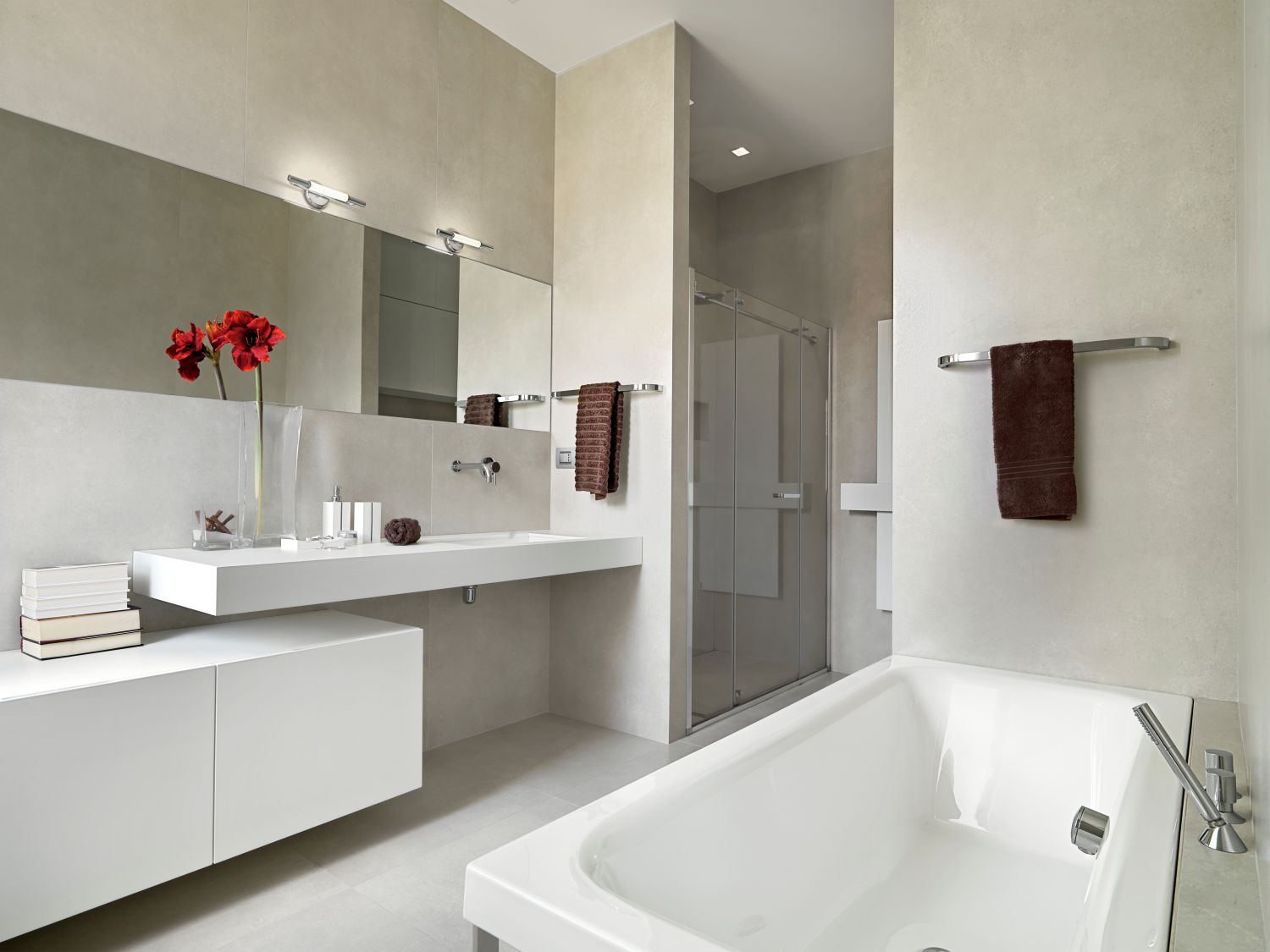 Tub-to-shower conversion